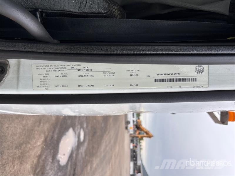 Volvo VNL Motrici e Trattori Stradali