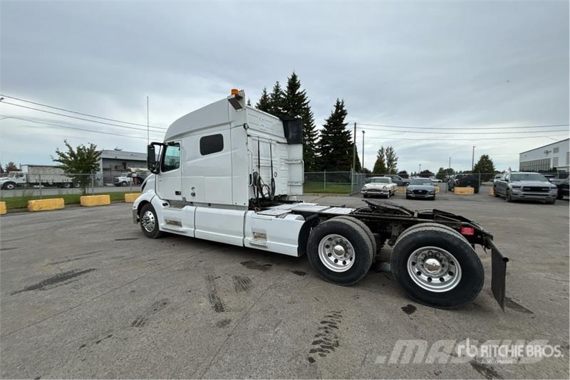 Volvo VNL Motrici e Trattori Stradali