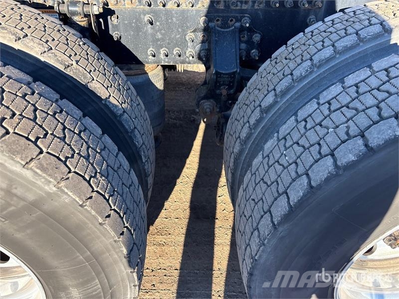 Volvo VNL Traktorske jedinice