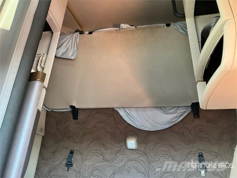 Volvo VNL Tegljači