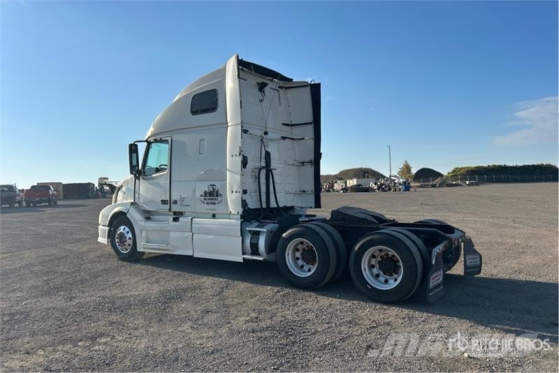 Volvo VNL Vilcēji