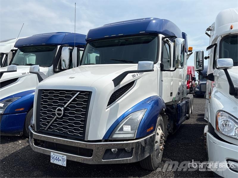 Volvo VNL Tractor Units