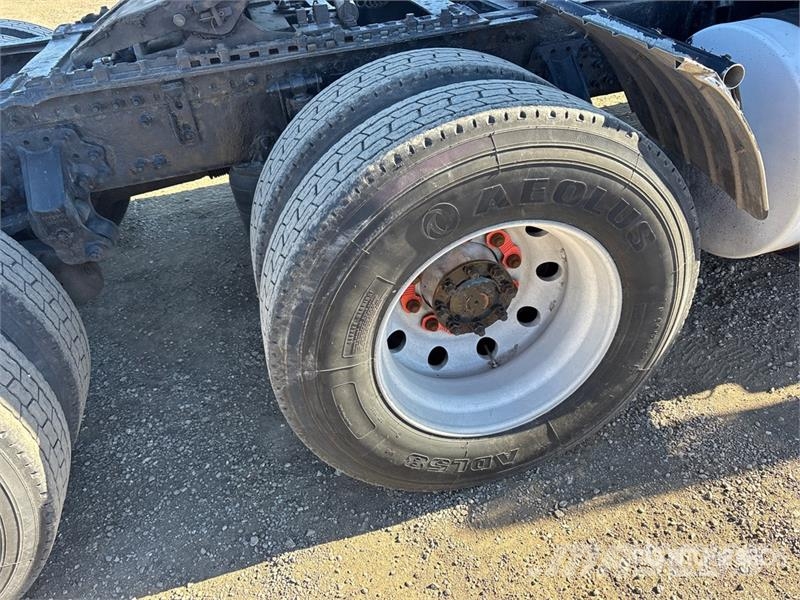 Volvo VNL Traktorske jedinice