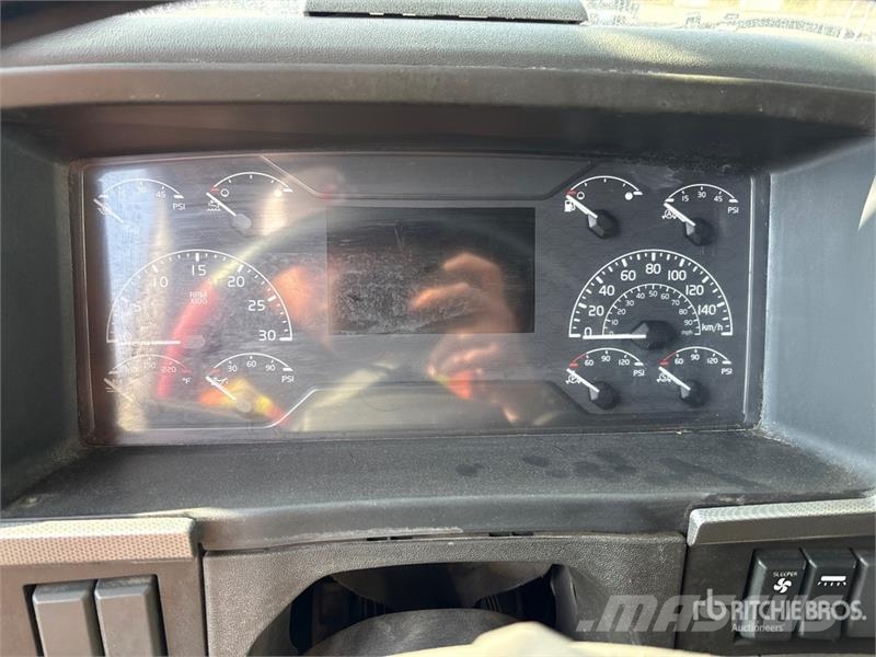 Volvo VNL Motrici e Trattori Stradali