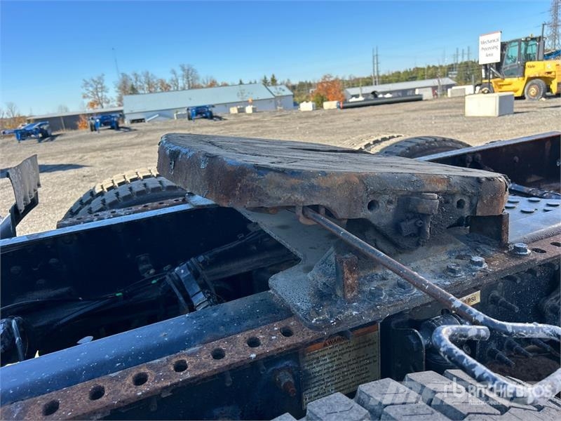 Volvo VNL300 6x4 T/A Day Cab Truck Tractor Traktorske jedinice