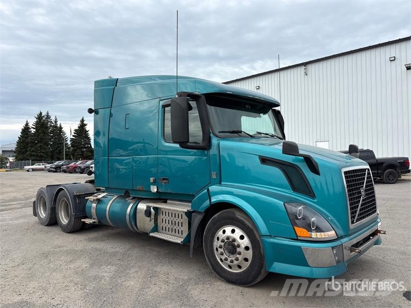 Volvo VNL630 Naudoti vilkikai