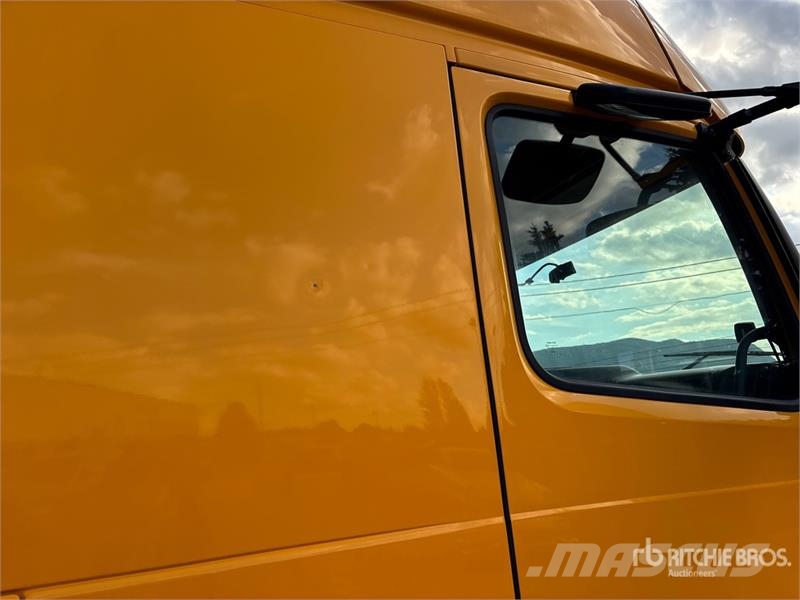 Volvo VNL670 Vilcēji