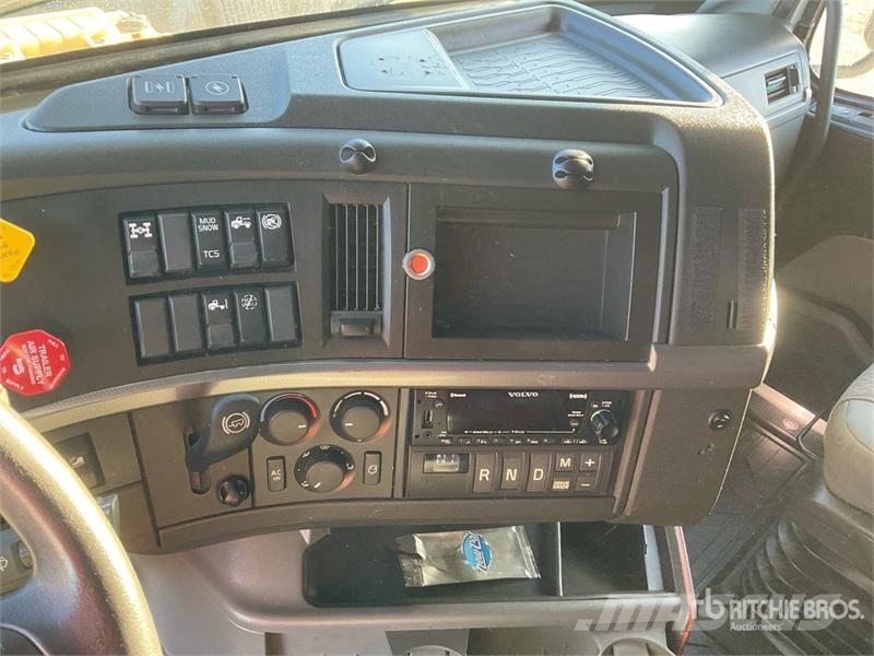 Volvo VNL760 Trekkvogner