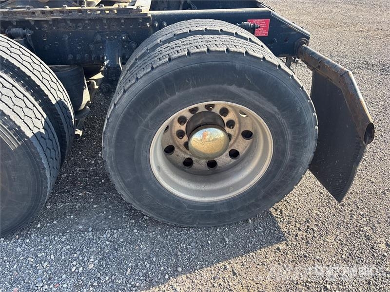 Volvo VNL760 Vlačilci