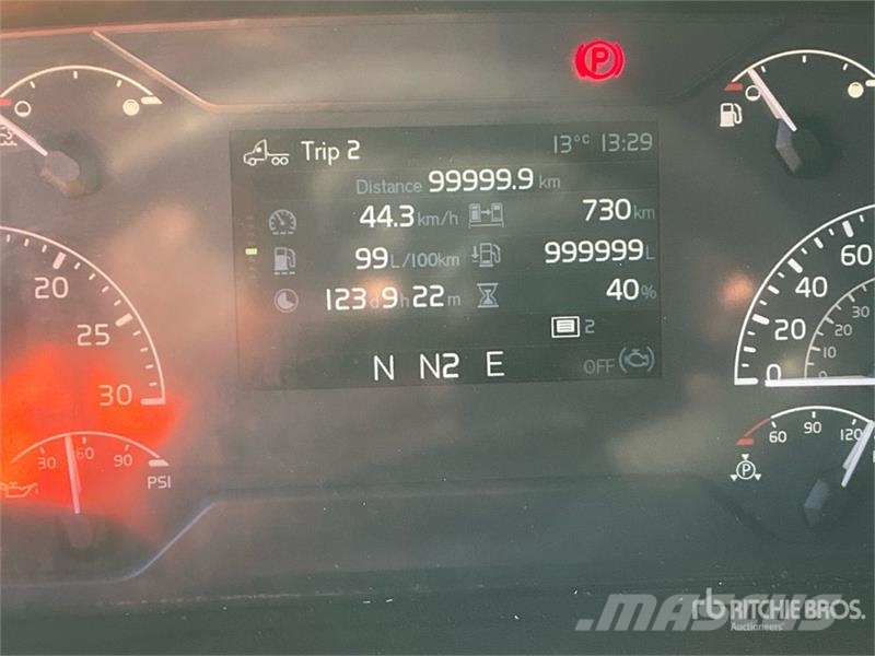 Volvo VNL760 Tegljači