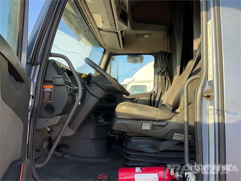 Volvo VNL760 Tegljači