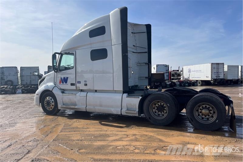 Volvo VNL760 وحدات الجر