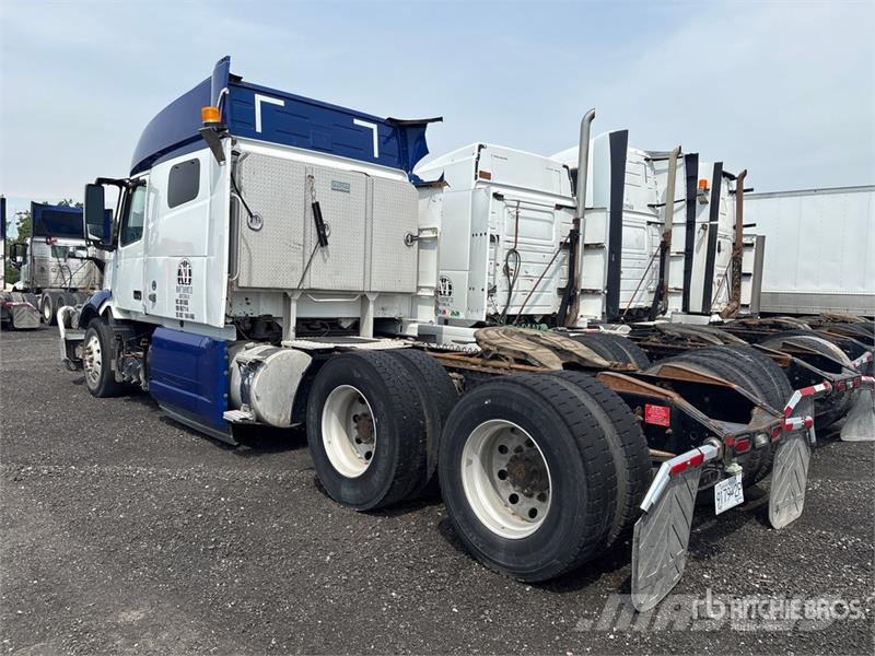 Volvo VNL760 Truck Tractor Units