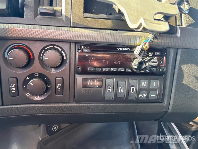 Volvo VNL760 وحدات الجر