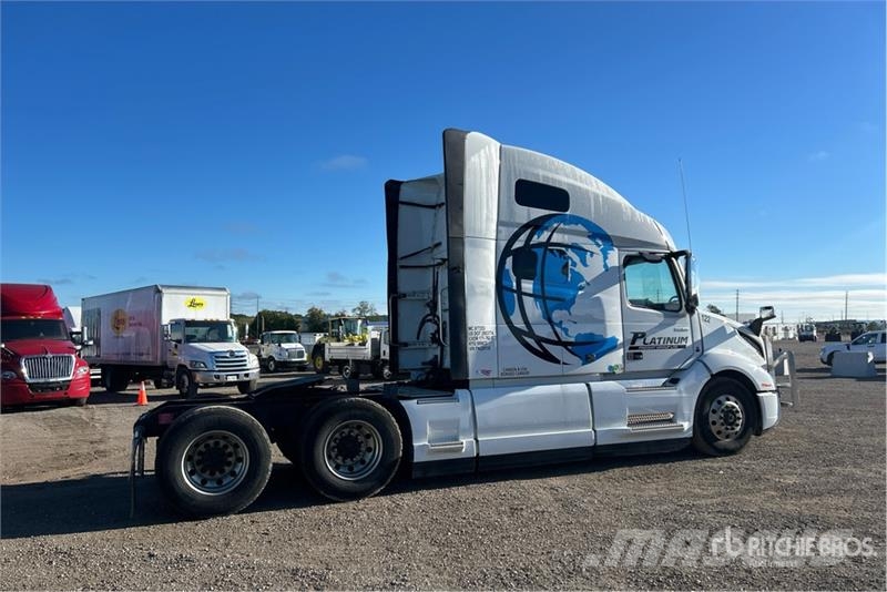 Volvo VNL760 Truck Tractor Units
