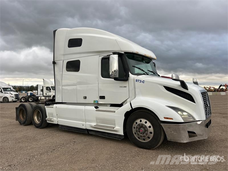 Volvo VNL760 Truck Tractor Units