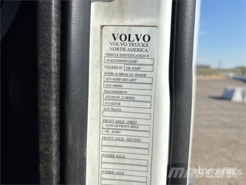 Volvo VNL760 Vlačilci