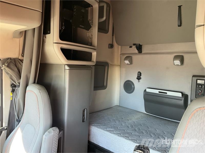 Volvo VNL760 Cavalos mecânicos