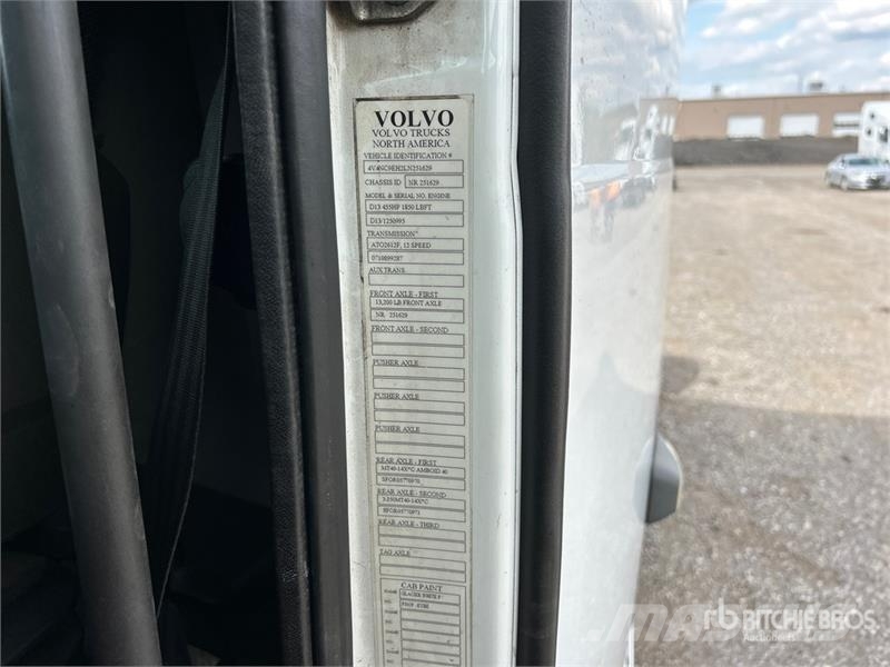 Volvo VNL760 Truck Tractor Units