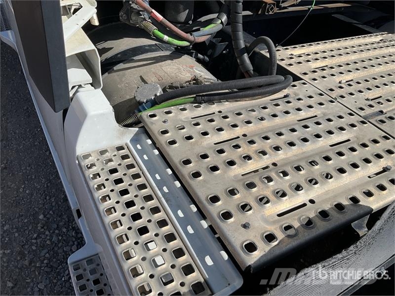 Volvo VNL760 وحدات الجر