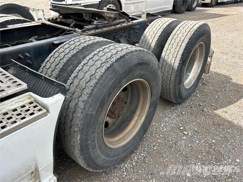 Volvo VNL760 Truck Tractor Units