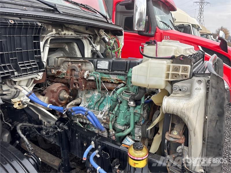 Volvo VNL760 وحدات الجر