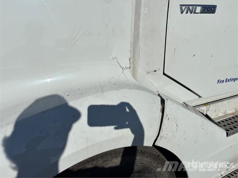 Volvo VNL760 وحدات الجر