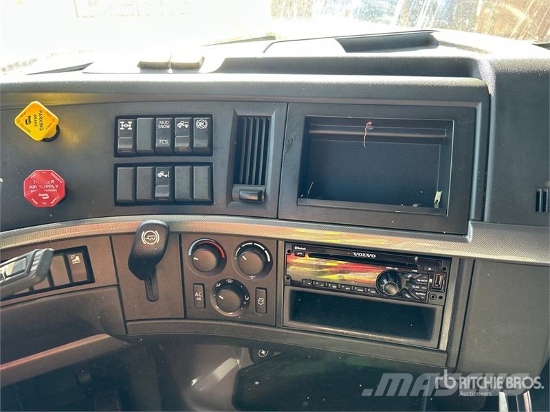 Volvo VNL760 Cavalos mecânicos