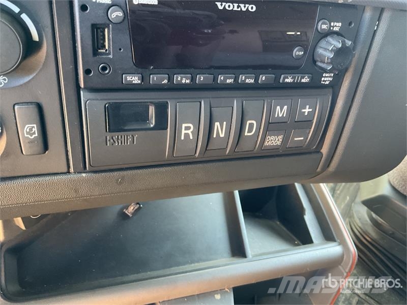 Volvo VNL760 وحدات الجر
