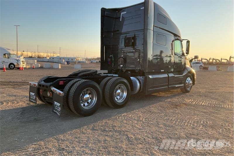 Volvo VNL760 Tegljači