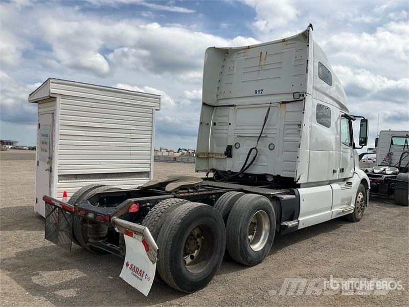 Volvo VNL760 Truck Tractor Units