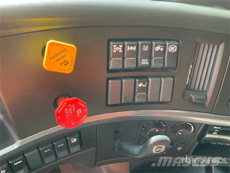 Volvo VNL760 Sattelzugmaschinen