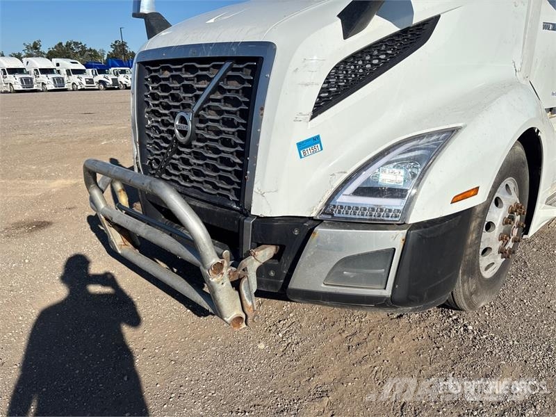 Volvo VNL760 وحدات الجر