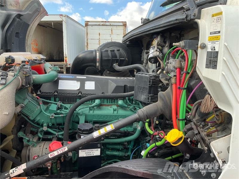 Volvo VNL760 Sattelzugmaschinen