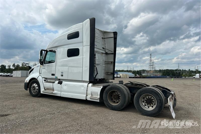 Volvo VNL760 Truck Tractor Units