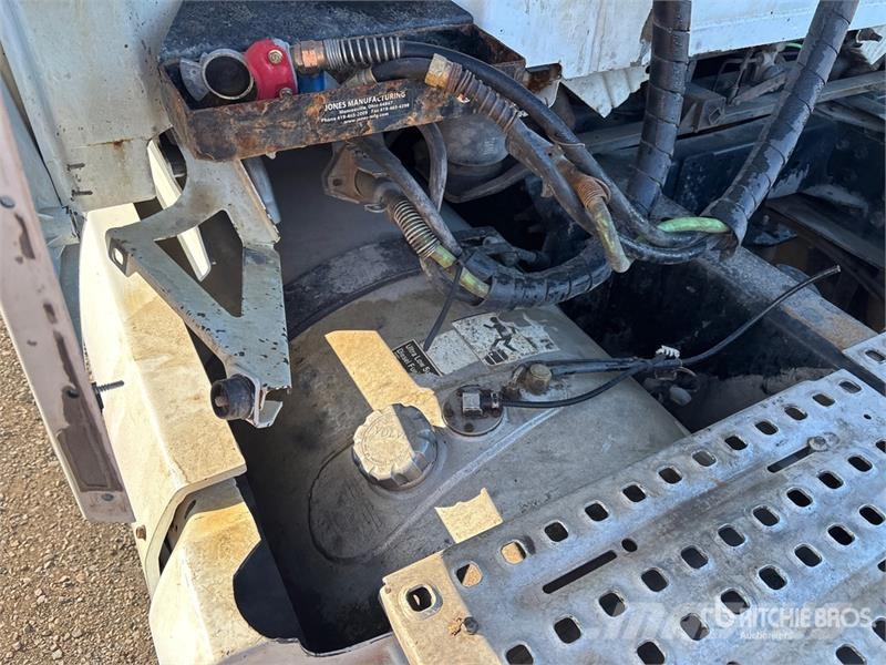 Volvo VNL760 وحدات الجر