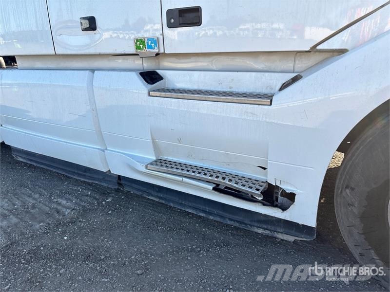 Volvo VNL760 وحدات الجر