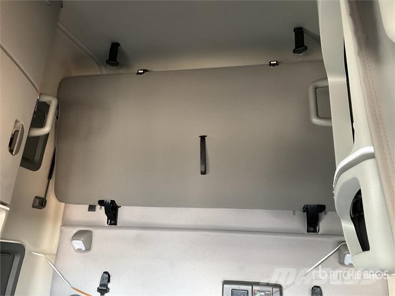 Volvo VNL760 وحدات الجر