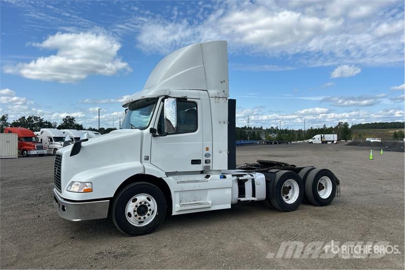 Volvo VNM Sattelzugmaschinen