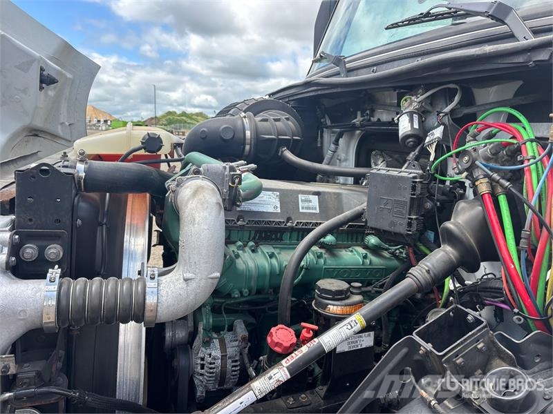 Volvo VNM Tractor Units