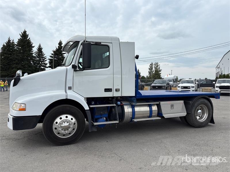 Volvo VNM Naudoti vilkikai