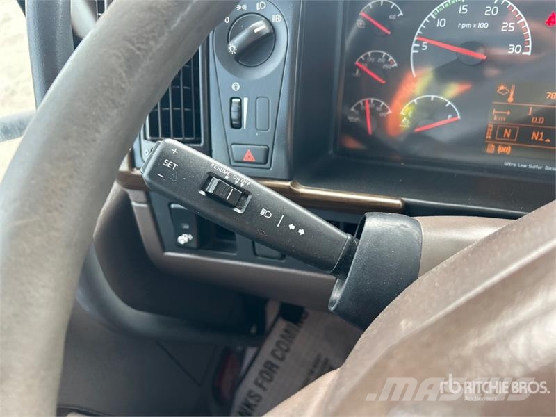 Volvo VNM Sattelzugmaschinen