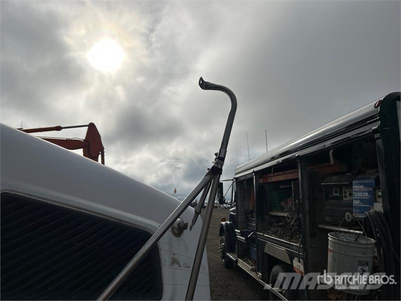Volvo VNM وحدات الجر