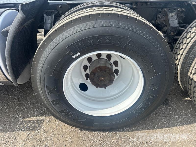 Volvo VNM Sattelzugmaschinen