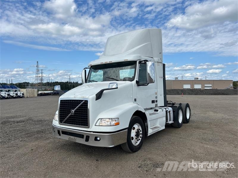 Volvo VNM Sattelzugmaschinen