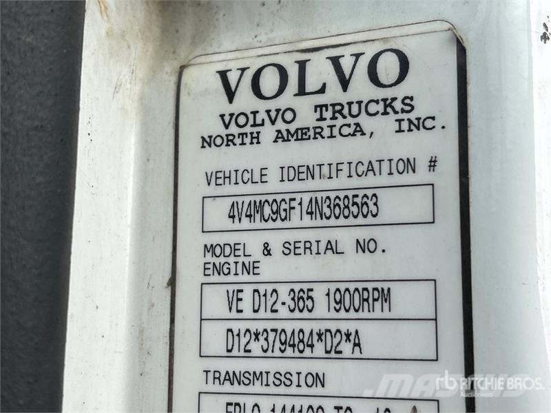 Volvo VNM وحدات الجر