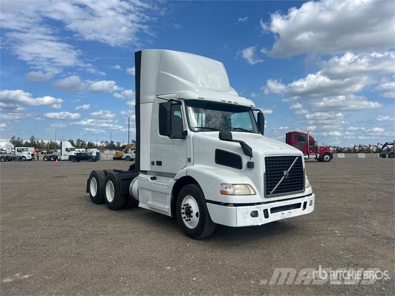 Volvo VNM Sattelzugmaschinen