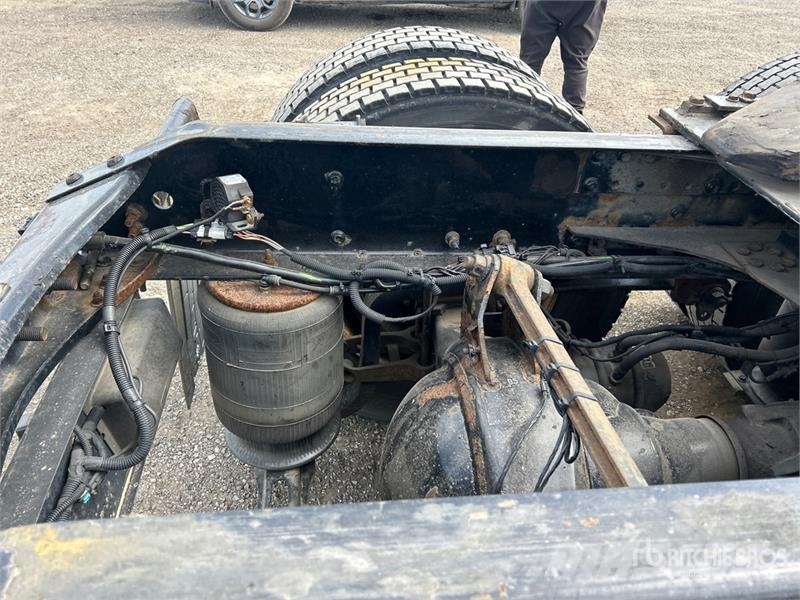 Volvo VNM Sattelzugmaschinen