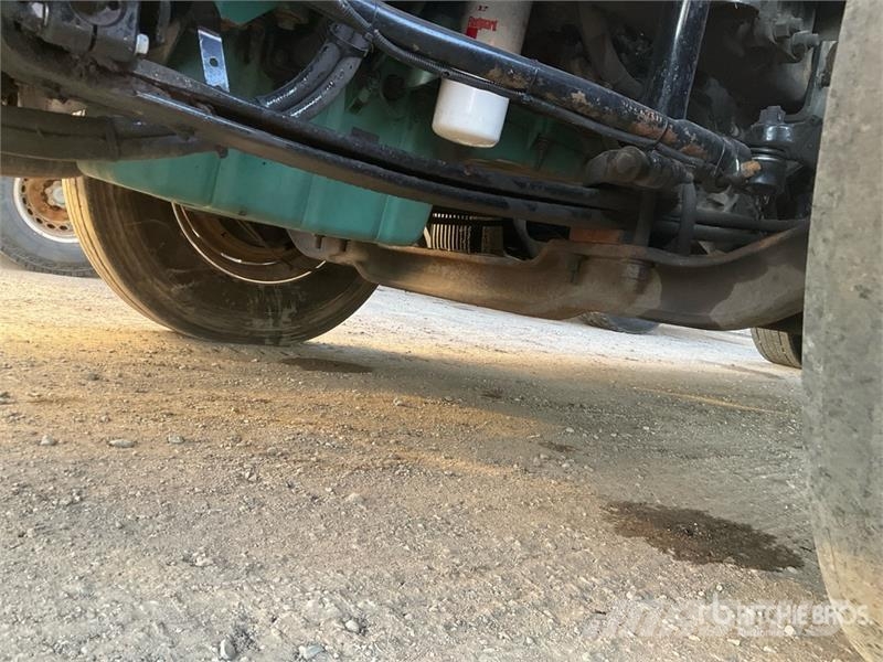 Volvo VNM Vlačilci