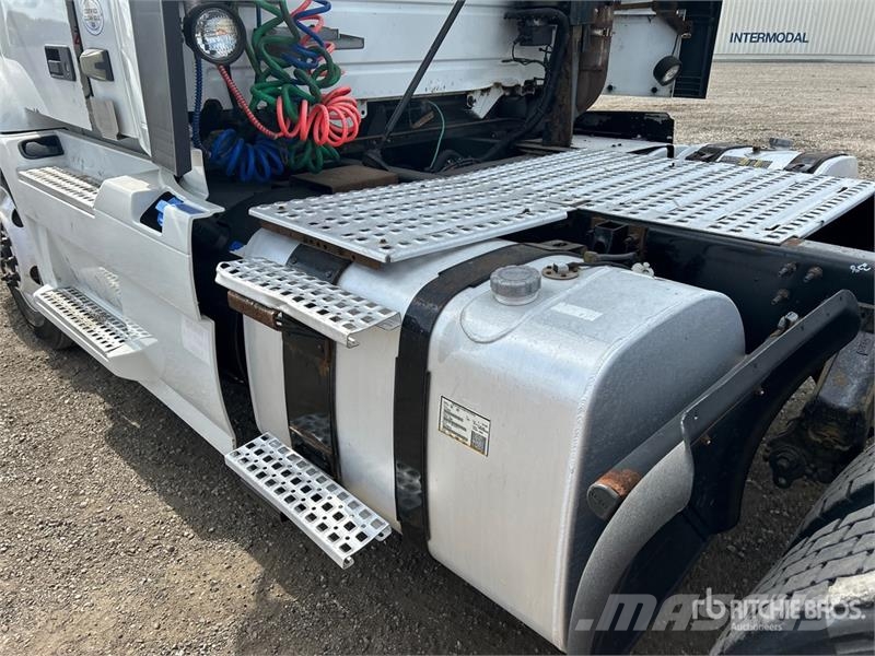Volvo VNM Sattelzugmaschinen
